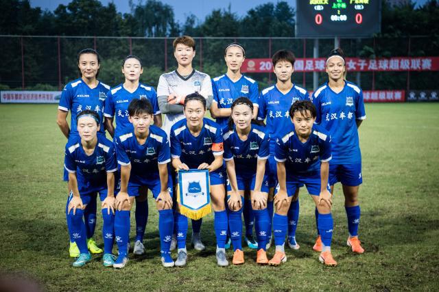 中超争冠关键战门票紧俏，成都蓉城迎来终极考验
